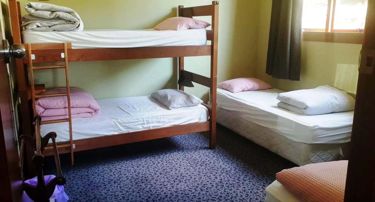 Manor House Backpackers Hostel ดะนีดิน ภายนอก รูปภาพ