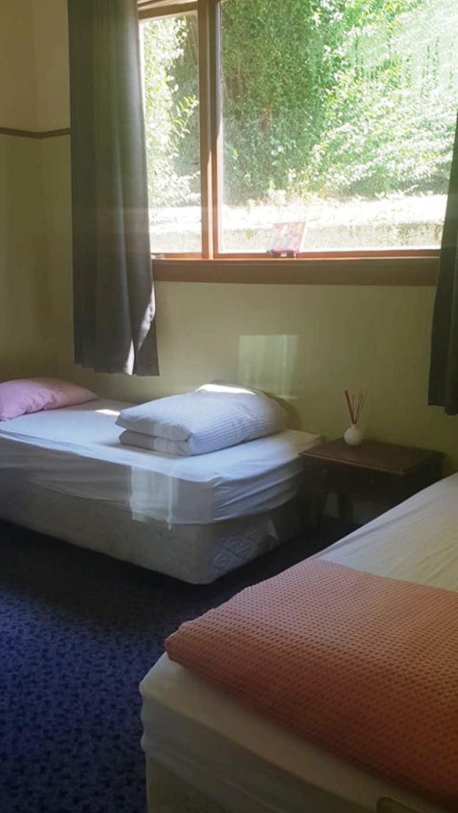 Manor House Backpackers Hostel ดะนีดิน ภายนอก รูปภาพ