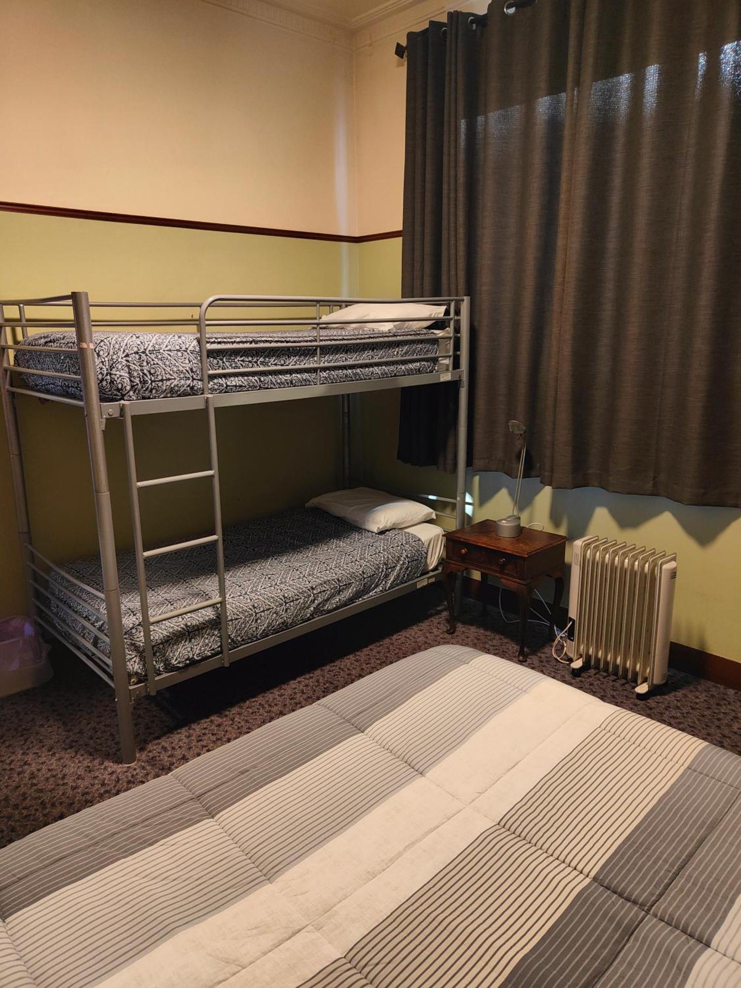 Manor House Backpackers Hostel ดะนีดิน ภายนอก รูปภาพ